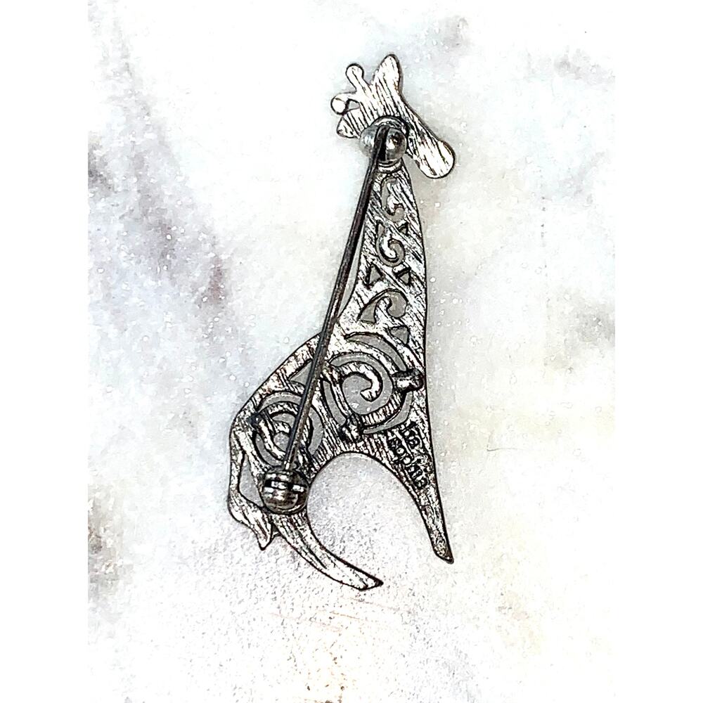 Lia Sophia Retired Safari Pewter Giraffe Open Scroll Brooch EUC - Picture 3 of 6
